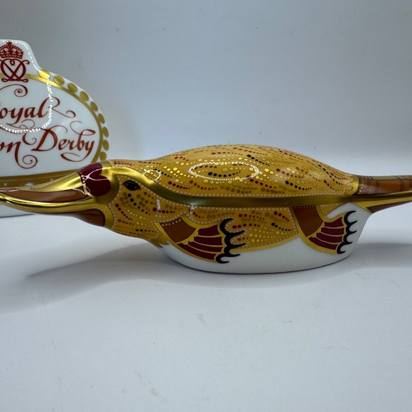 Royal Crown Derby Duckbilled Platypus Gold Backstamp and Stopper. 1999 EUC. - Picture 3 of 8